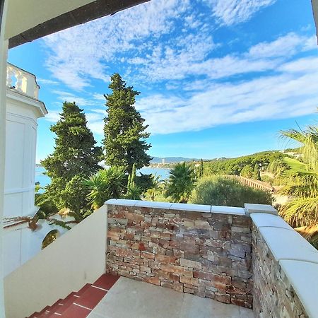 Villa-Chateau Les Terrasses - Tamaris, Plage Des Sablettes, Mer Au Bas De La Propriete La Seyne-sur-Mer Exteriör bild