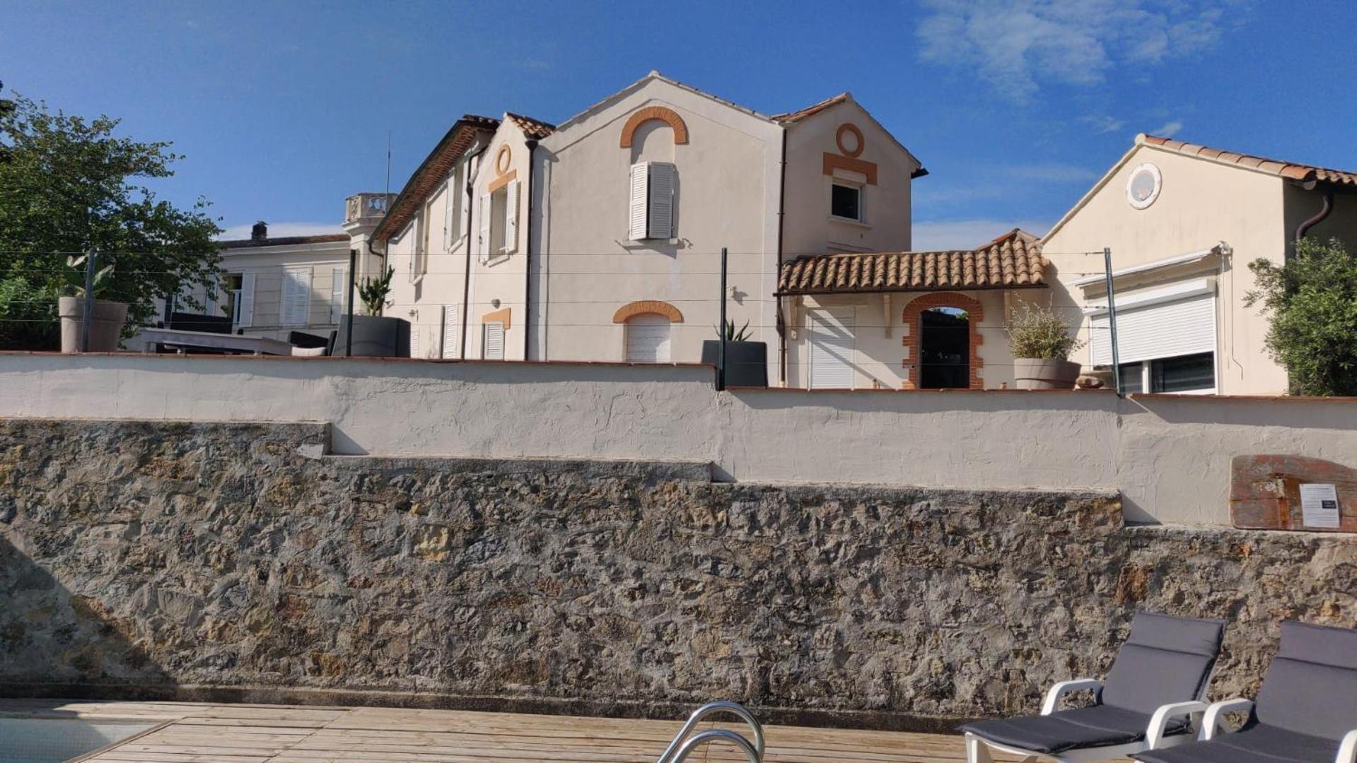 Villa-Chateau Les Terrasses - Tamaris, Plage Des Sablettes, Mer Au Bas De La Propriete La Seyne-sur-Mer Exteriör bild